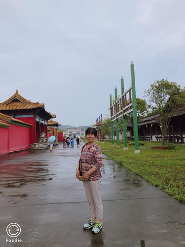我们一行大小26人历时四小时,来到了美丽的浙江诸影视城拍摄基地